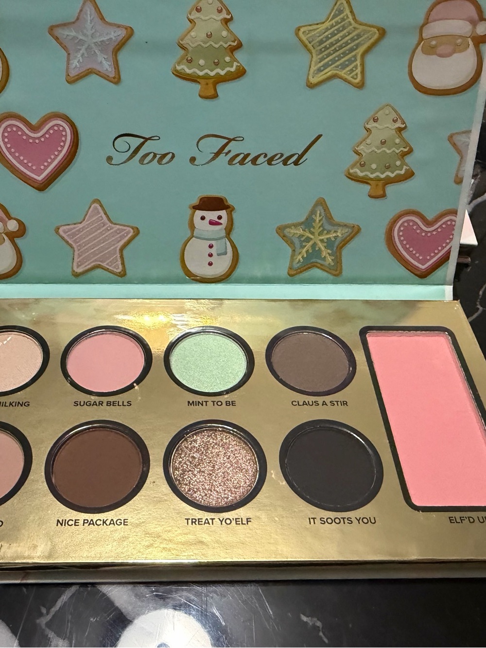 Too Faced - Christmas Bake Shoppe Palette - Picture 4 of 5